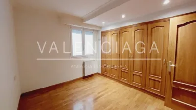 Piso en alquiler en Ondarreta Pasealekua, Antiguo Ondarreta (San Sebastián - Donostia) de 2.500 €<span>/mes</span>