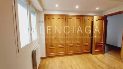 Piso en alquiler en Ondarreta Pasealekua, Antiguo Ondarreta (San Sebastián - Donostia) de 2.500 €<span>/mes</span>