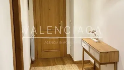 Piso en alquiler en Ondarreta Pasealekua, Antiguo Ondarreta (San Sebastián - Donostia) de 2.500 €<span>/mes</span>