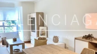 Piso en alquiler en Ondarreta Pasealekua, Antiguo Ondarreta (San Sebastián - Donostia) de 2.500 €<span>/mes</span>