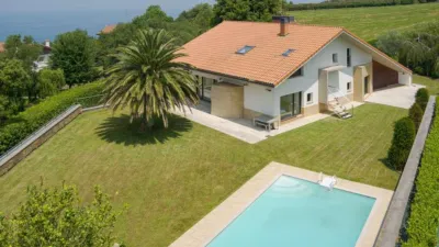 Casa en alquiler en Camino de Arritxulo, Ibaeta-Igeldo (San Sebastián - Donostia) de 9.000 €<span>/mes</span>