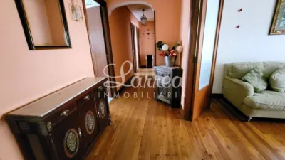 Apartment in Amorebieta photo 9