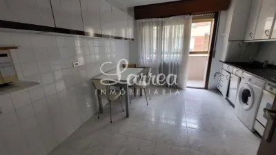 Apartment in Amorebieta photo 4