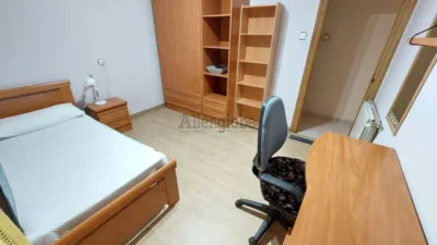 Piso en alquiler en Calle del Padre Suárez, Centro (Oviedo) de 1.300 €<span>/mes</span>