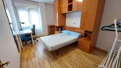 Piso en alquiler en Calle del Padre Suárez, Centro (Oviedo) de 1.300 €<span>/mes</span>