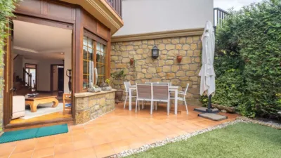 Casa adosada en venta en Herrikosoro Kalea, cerca de Sorginsoro Kalea, Zarautz de 1.075.000 €