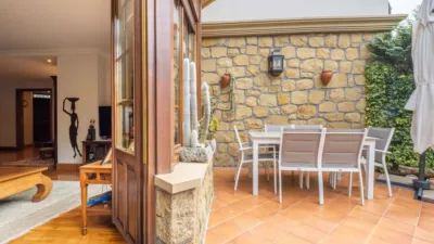 Casa adosada en venta en Herrikosoro Kalea, cerca de Sorginsoro Kalea, Zarautz de 1.075.000 €
