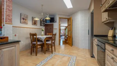 Casa adosada en venta en Herrikosoro Kalea, cerca de Sorginsoro Kalea, Zarautz de 1.075.000 €