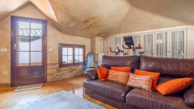 Casa adosada en venta en Herrikosoro Kalea, cerca de Sorginsoro Kalea, Zarautz de 1.075.000 €
