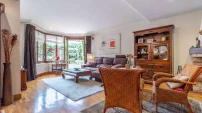 Casa adosada en venta en Herrikosoro Kalea, cerca de Sorginsoro Kalea, Zarautz de 1.075.000 €