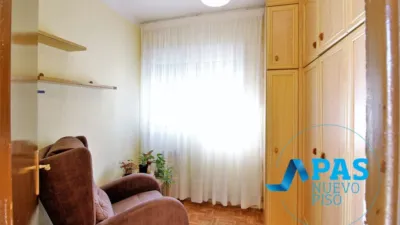Apartment on Calle de Miguel Servet photo 12