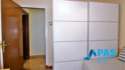Apartment on Calle de Miguel Servet photo 19
