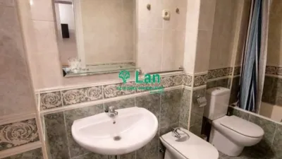Apartment on Pedro Martínez Artola Street photo 15