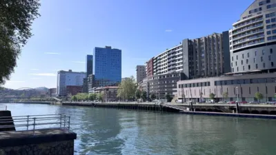 Piso en venta en Campo Volantín Ibiltokia, Castaños (Distrito Uribarri. Bilbao) de 878.000 €