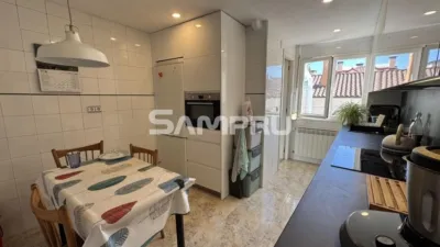 Piso en venta en Calle Cuchillería, cerca de Calle Pintorería, Casco Viejo (Vitoria - Gasteiz) de 179.000 €
