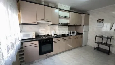 Piso en venta en Calle de Zerkaosteta, Mondragón - Arrasate de 240.000 €