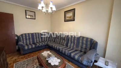 Piso en venta en Calle de Zerkaosteta, Mondragón - Arrasate de 240.000 €