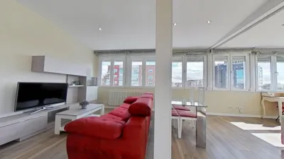 Ático en alquiler en Niño Jesús - Imagen 4