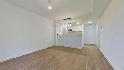 Piso en alquiler en Calle Ilusion - Imagen 4