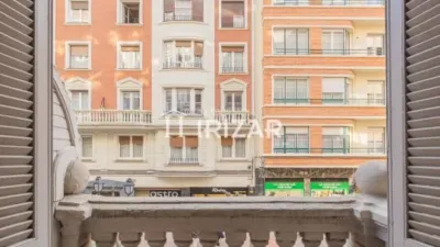 Apartment on Ercilla Street photo 11