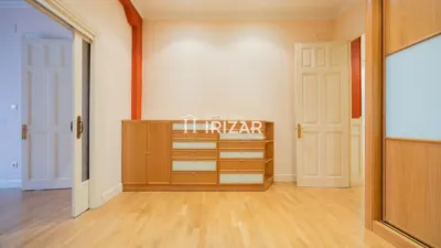 Apartment on Ercilla Street photo 19