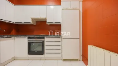 Apartment on Ercilla Street photo 35