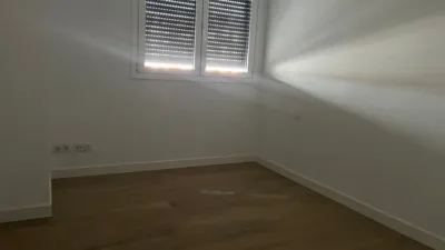Apartment on Calle de Francia photo 10