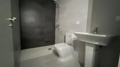 Apartment on Calle de Francia photo 22