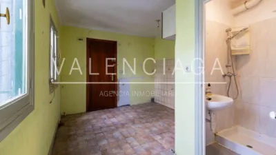 Apartment on Calle de San Martín photo 13