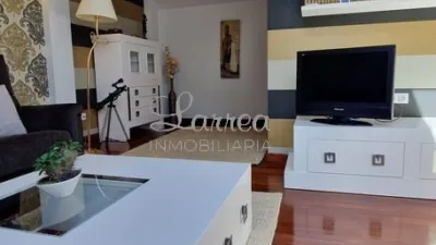 Terraced house on Sabino Arana Street photo 31