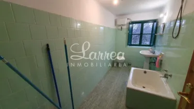 House in Amorebieta photo 13
