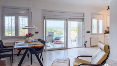 Chalet in Palau-Saverdera photo 10