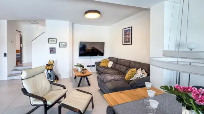 Chalet in Palau-Saverdera photo 11