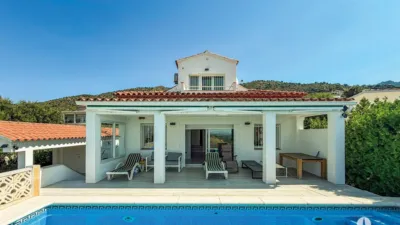 Chalet in Palau-Saverdera photo 2