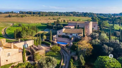 Rustic Finca in Cinc Claus photo 2