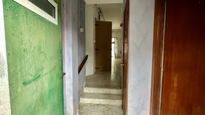 Piso en venta en Calle del Río Castro, cerca de Calle Perbes - Mehr