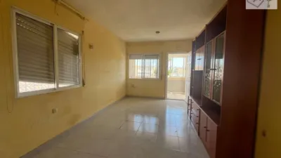 Casa en venta en Calle Breten, La Siesta-El Salado-Torreta-El Chaparral (Torrevieja) de 99.000 €