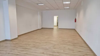 Apartment in Ames - More