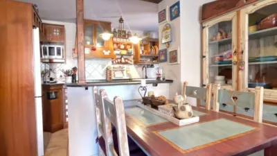 Chalet en venta en Playa Flamenca-Las Piscinas - Más