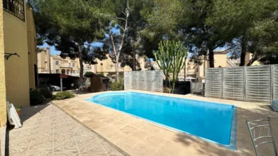 Chalet en venta en Las Filipinas-Villamartín-Canal Norte - Vista 2
