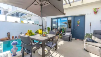 Chalet en venta en Las Filipinas-Villamartín-Canal Norte - Vista 3