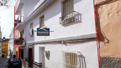 Casa en venta en Calle Calle Higuera Clavelicos, 9, Número 0, Casco Urbano (Almuñécar) de 190.000 €