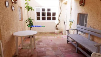Casa en venta en Calle Calle Higuera Clavelicos, 9, Número 0, Casco Urbano (Almuñécar) de 190.000 €