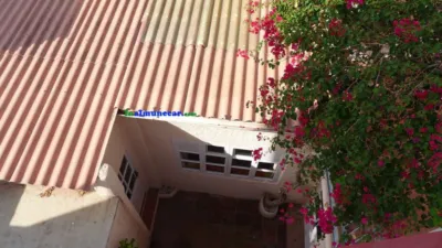 Casa en venta en Calle Calle Higuera Clavelicos, 9, Número 0, Casco Urbano (Almuñécar) de 190.000 €