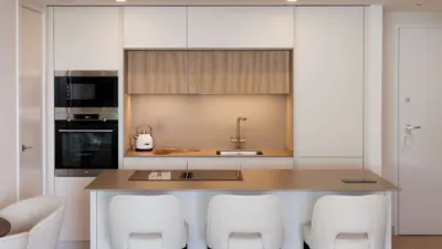 Apartment on Avenida de Santa Amalia photo 6