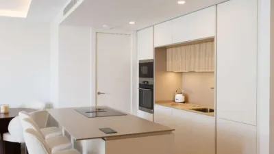 Apartment on Avenida de Santa Amalia photo 7
