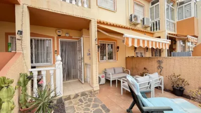 Piso – Orihuela, Urbanización La Florida - Vista 2
