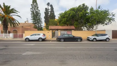 Chalet on Avenida Entremares photo 8