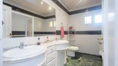 Chalet on Avenida Entremares photo 50