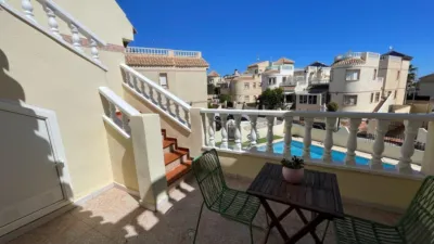 Apartment on Carrer de la Garsa photo 9